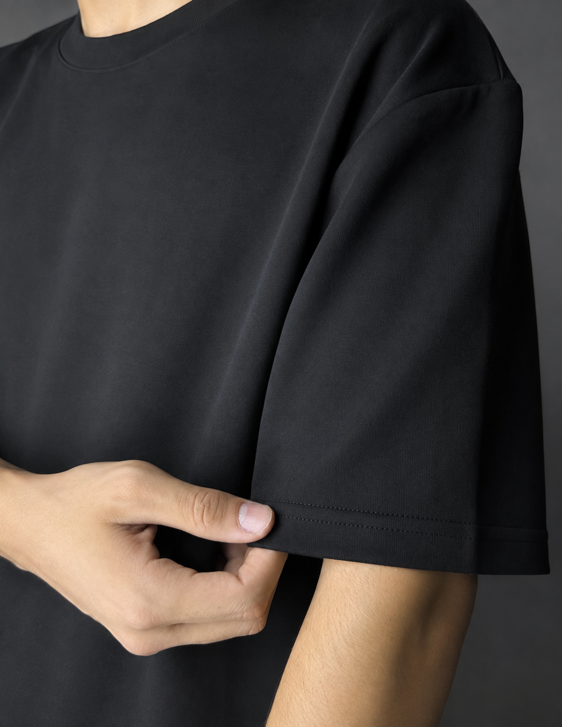 Blank T-shirt / Black