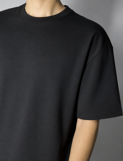 Blank T-shirt / Black